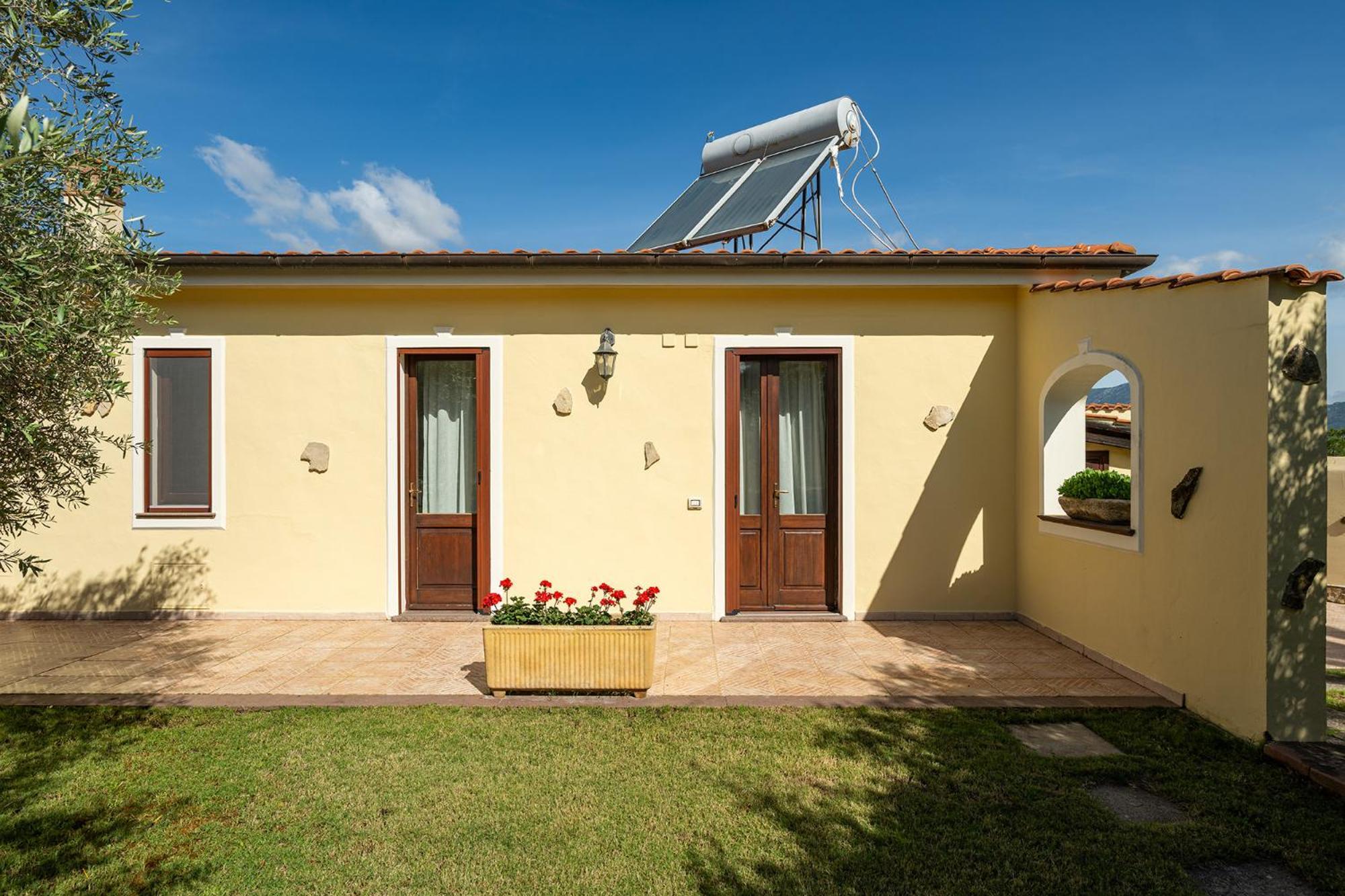 Residenza Parco Degli Ulivi Villa Villamassargia Exterior photo